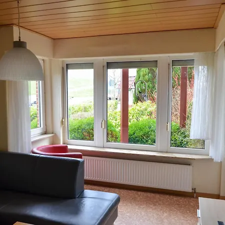 Burhave Gaestehaus 9 *